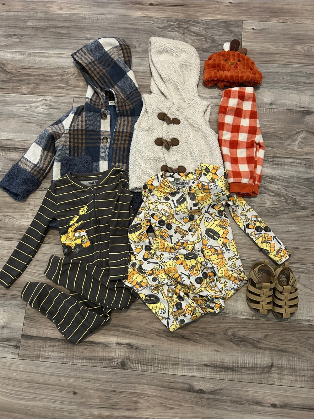 Kids Construction Print Long Sleeve One-Piece Romper - Yellow/Gray